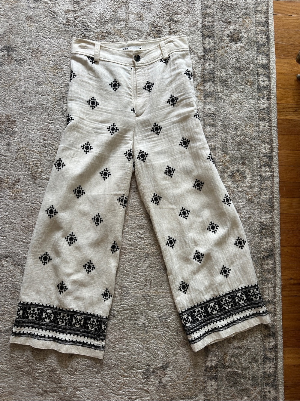 Zara Cream Wide-Leg Embroidered Women’s Pants with Black Motifo